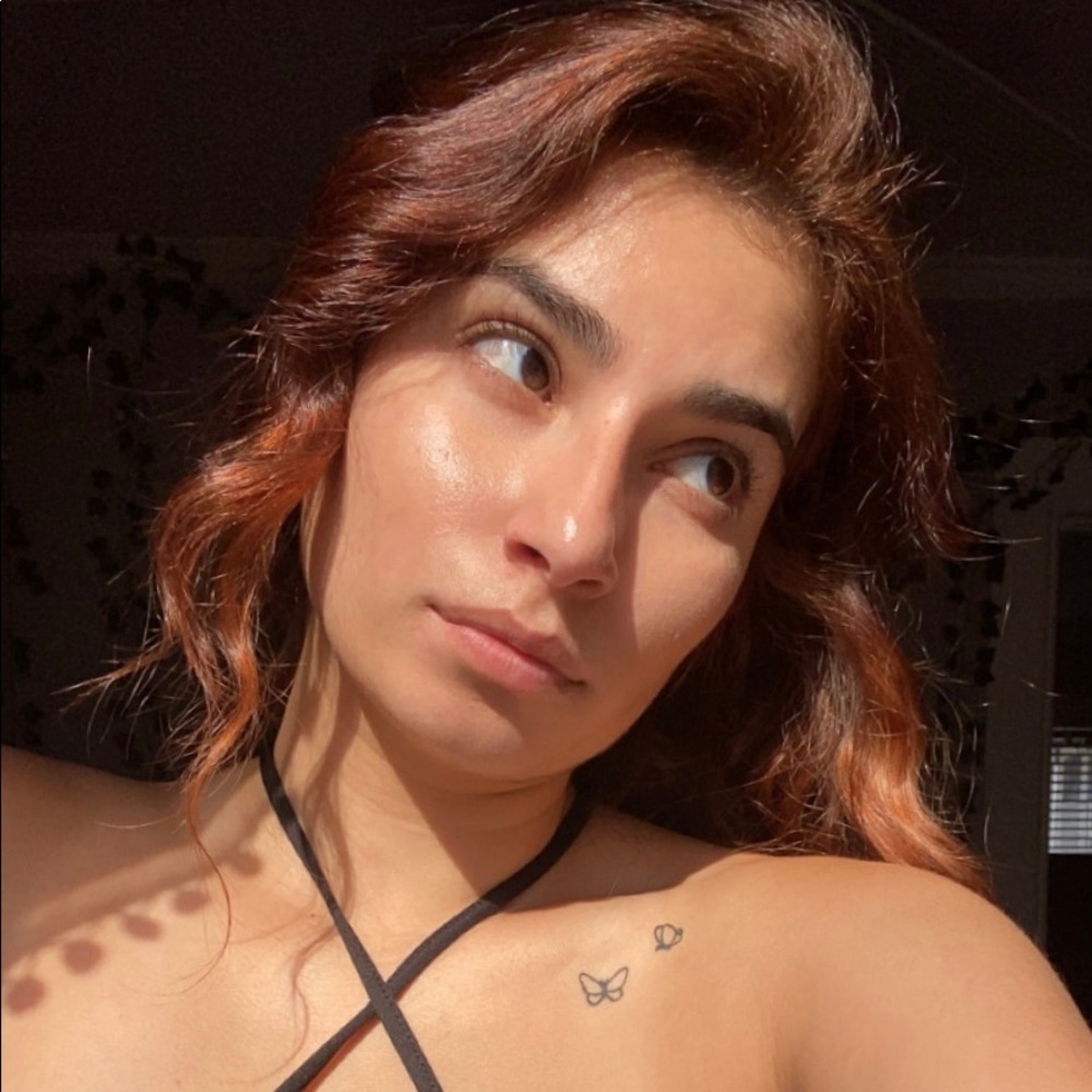 Meet your Posher, Christina